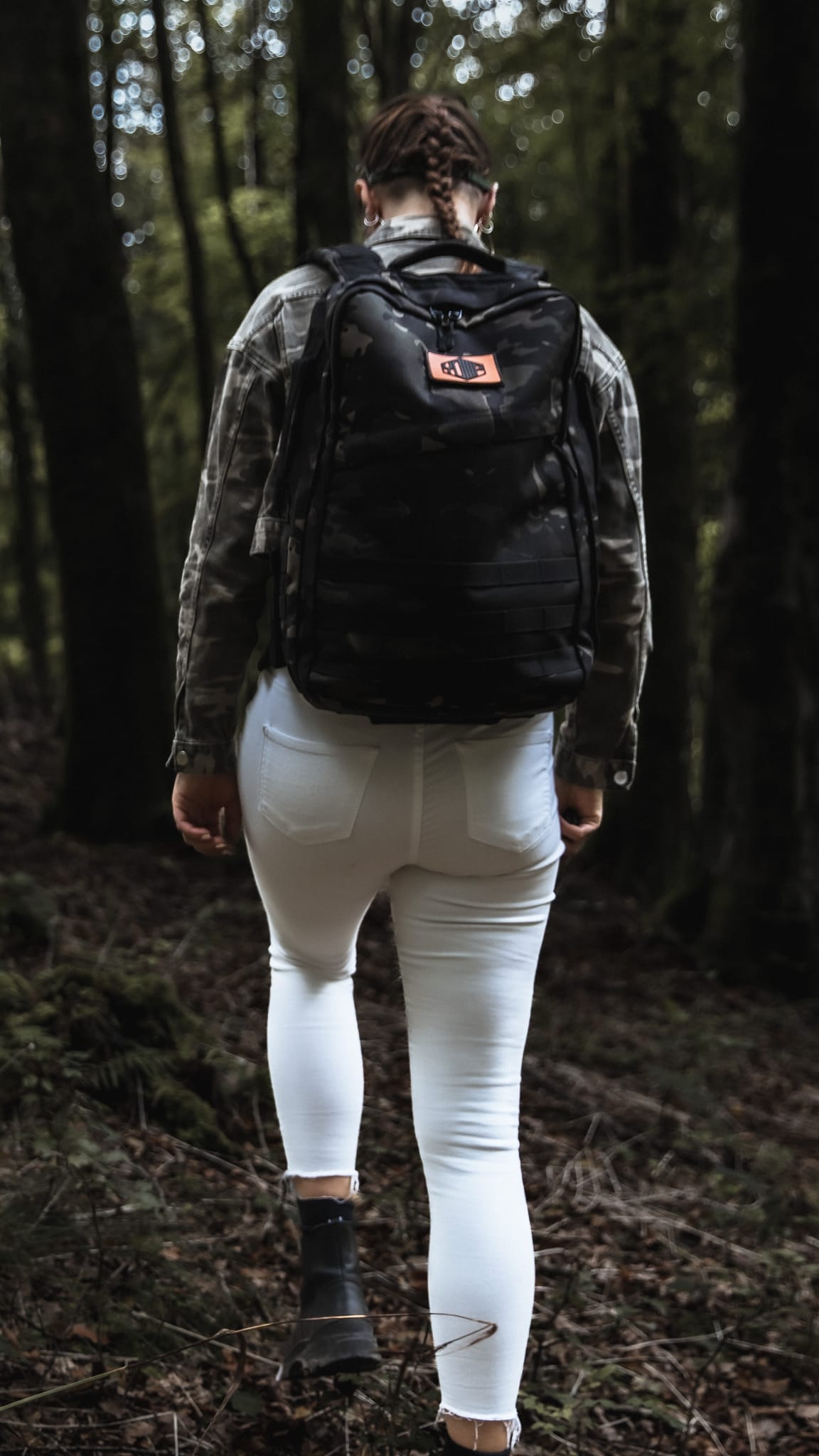 Rucking for Weight Loss: Shedding Pounds with a Weighted Backpack - YOMP CO